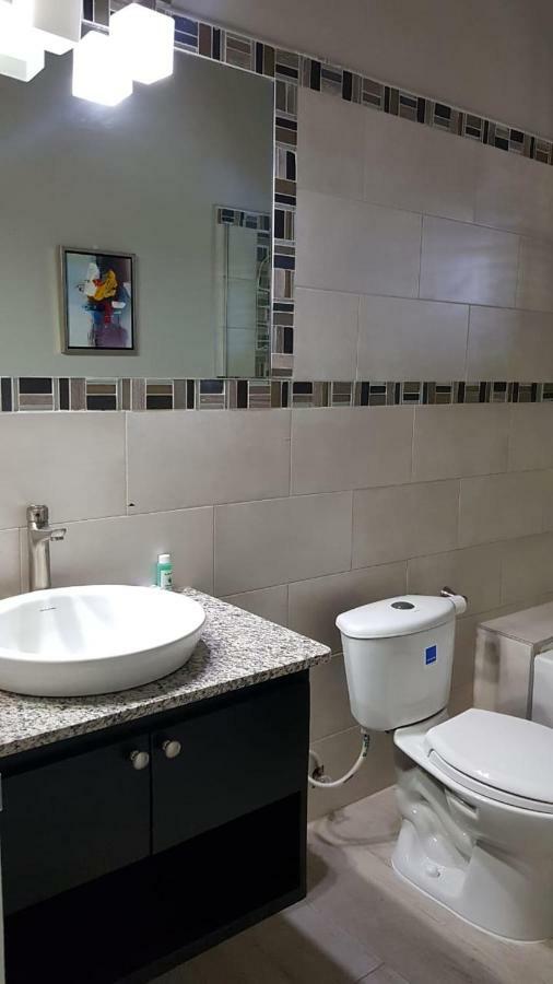Christar Villas Hotel キングストン エクステリア 写真